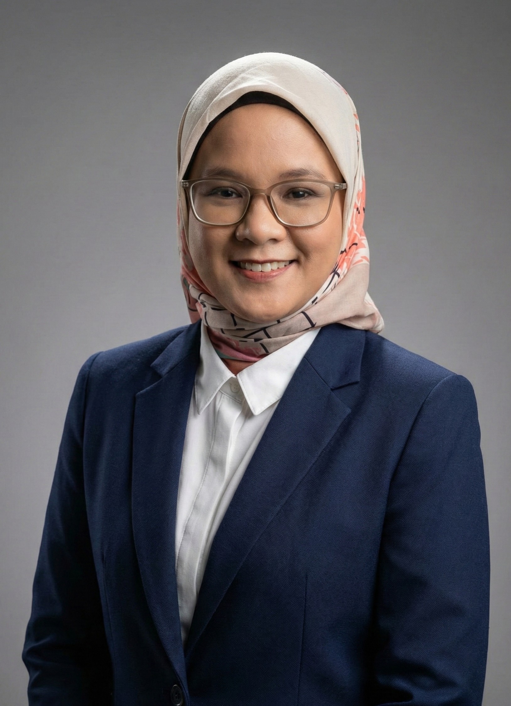 Dr. N.A. Dwi Putri, M.Si.